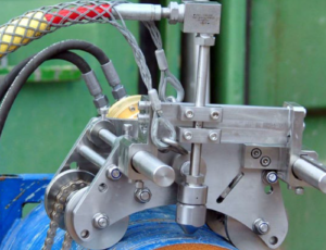 External HP Water Abrasive Suspension Cutter Chain Manipulator 01