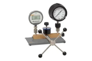 PIC 4 - Comparator