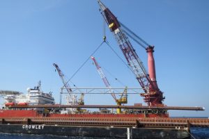 Pile Horizontal Lifting with Spreader Frame